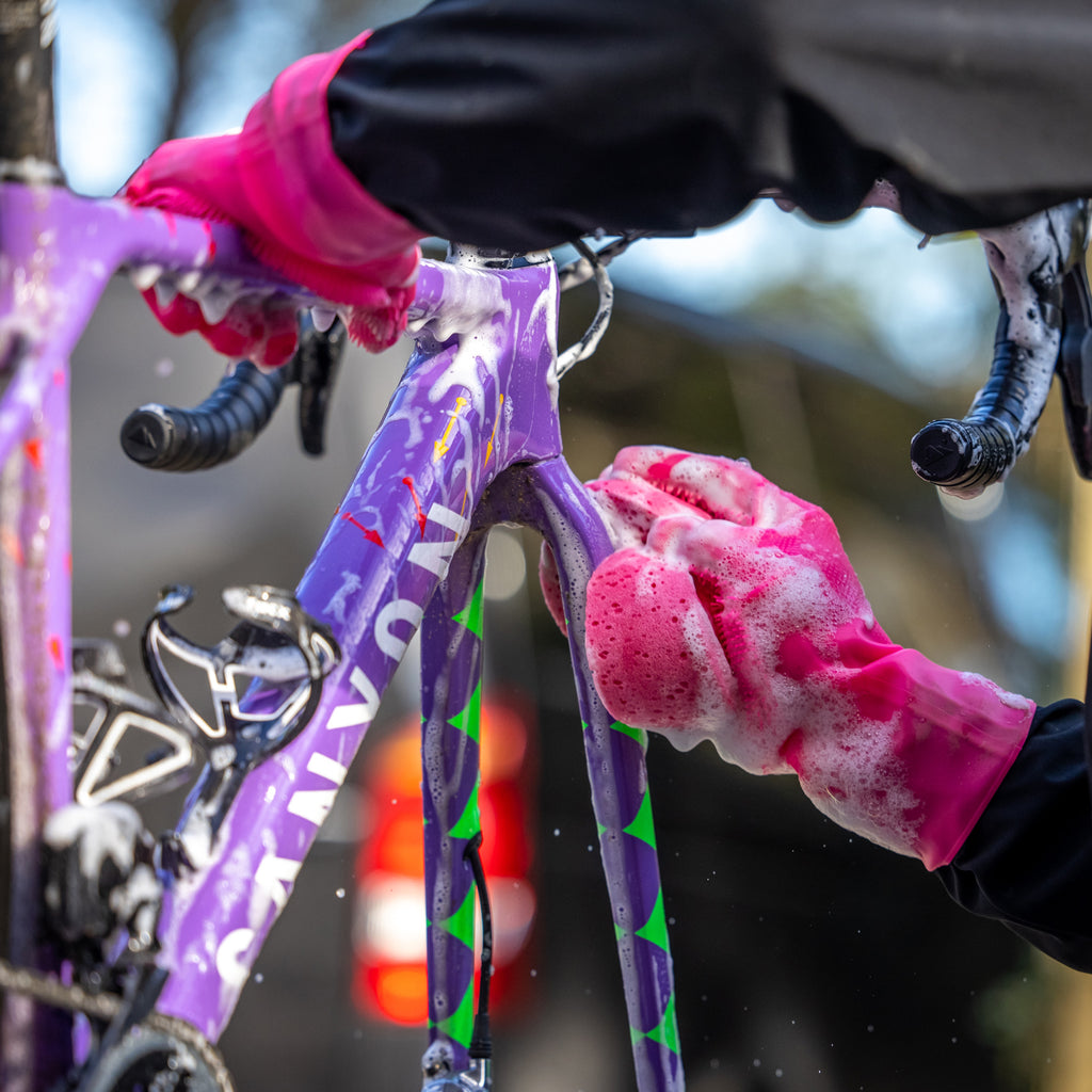 Muc-Off Deep Scrubber Gloves